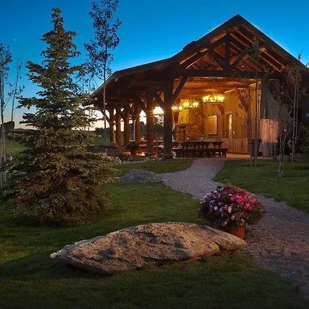 The Lodge & Spa At Brush Creek Ranch