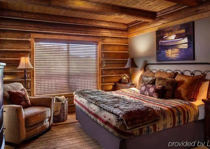 The & At Brush Creek Ranch 5* Saratoga