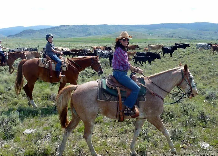 Hotel The & At Brush Creek Ranch 5*